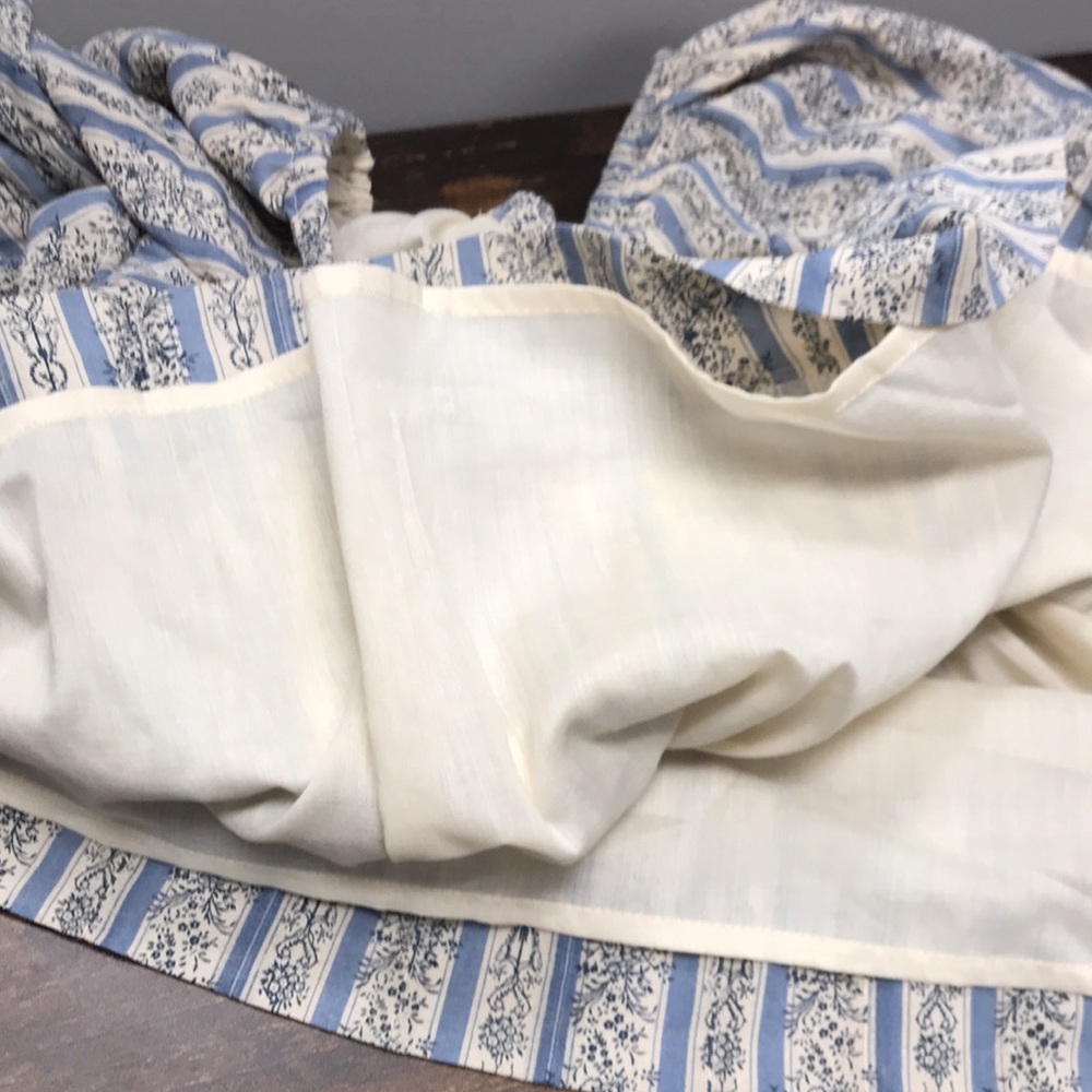 Aureum Lakeland Floral Striped Peasant Top - Picture 7 of 9